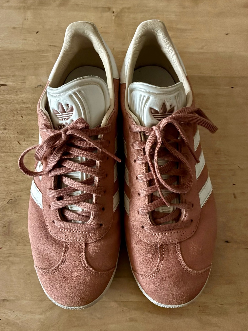LIKE NEW Adidas Women's Gazelles in Rose Pink, Sz 8